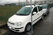 autonoleggio fiat panda bianca